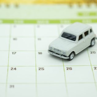 Save yourself the Time and Money by choosing a Long-Term Car Rental